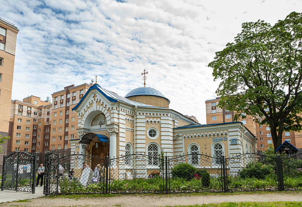 Храм свт. Николая Чудотворца на ул. Лебедева